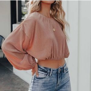 Vici Billowed Plisse Top